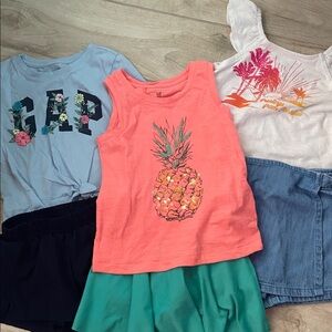 GAP Old Navy Girls 5T XS Clothing Bundle Shirt Tops Shirt Skort Shorts